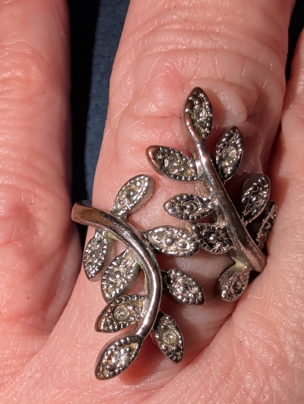 Unique Vintage Silver Leaf Wrap Ring with Clear Accents